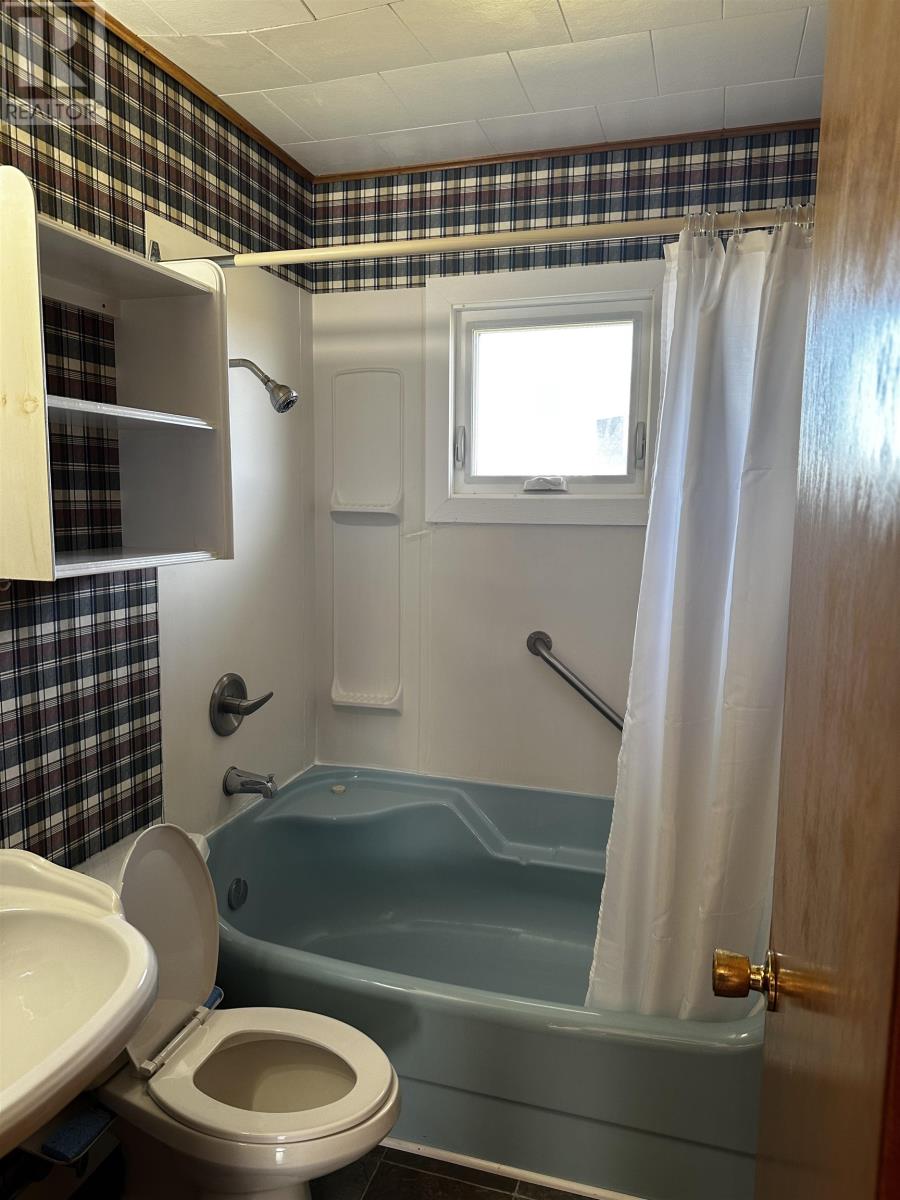8 Raymond Road, Mont Carmel, Prince Edward Island  C0B 2E0 - Photo 16 - 202525107