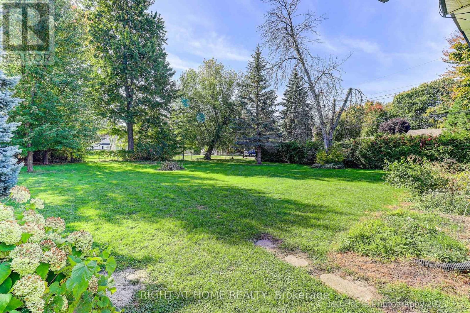 209 Wynhurst Road, Georgina, Ontario  L4P 2R6 - Photo 25 - N12441868