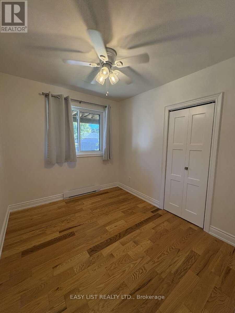 55 Commercial Street, Milton, Ontario  L9T 2H6 - Photo 24 - W12417848