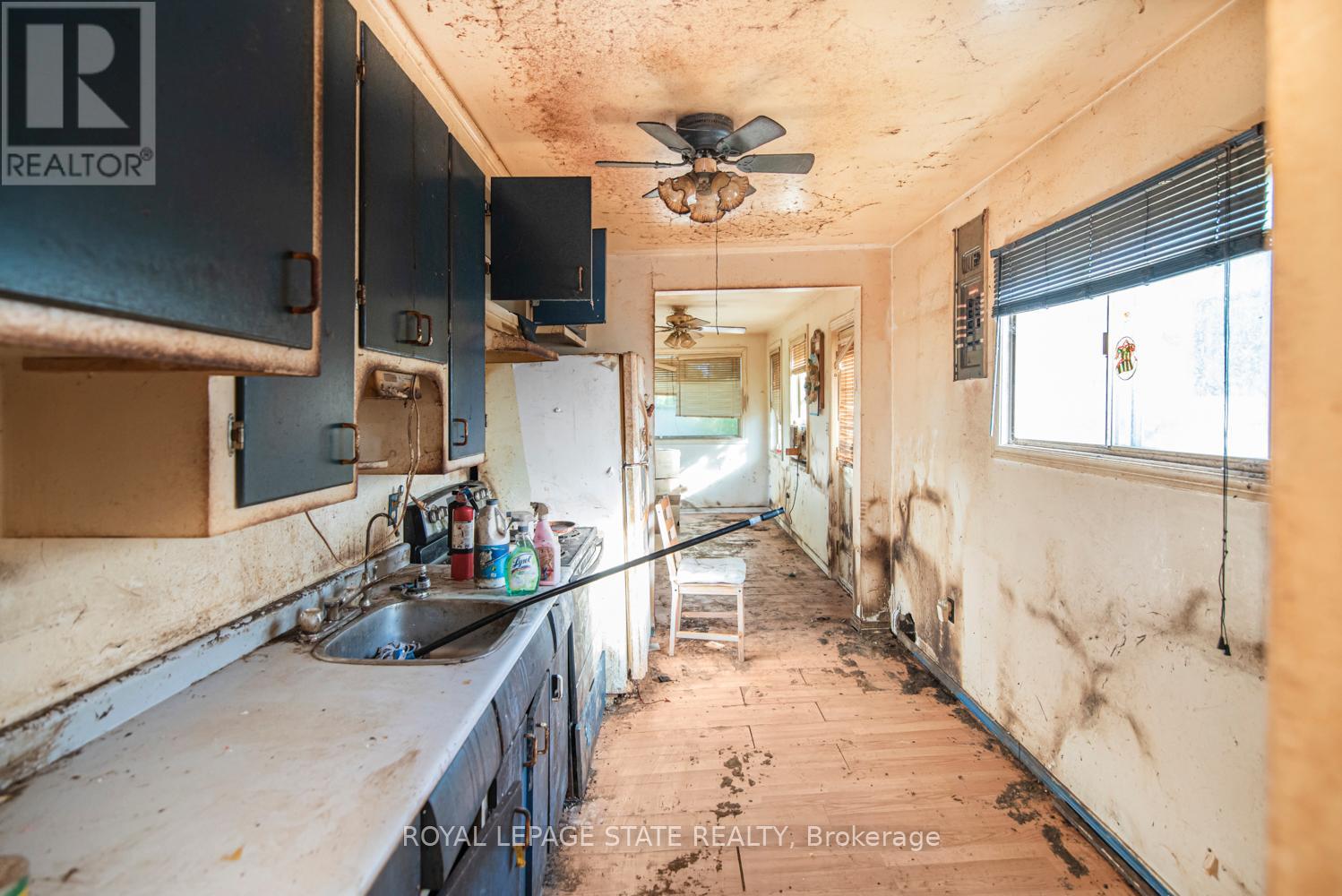 406 Hennepin Avenue, Welland, Ontario  L3B 4T5 - Photo 11 - X12441288