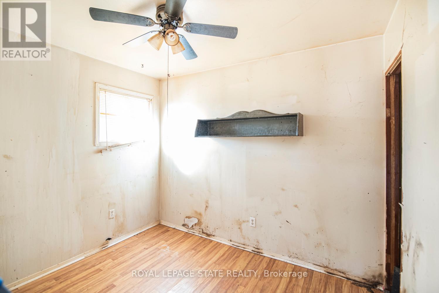406 Hennepin Avenue, Welland, Ontario  L3B 4T5 - Photo 13 - X12441288