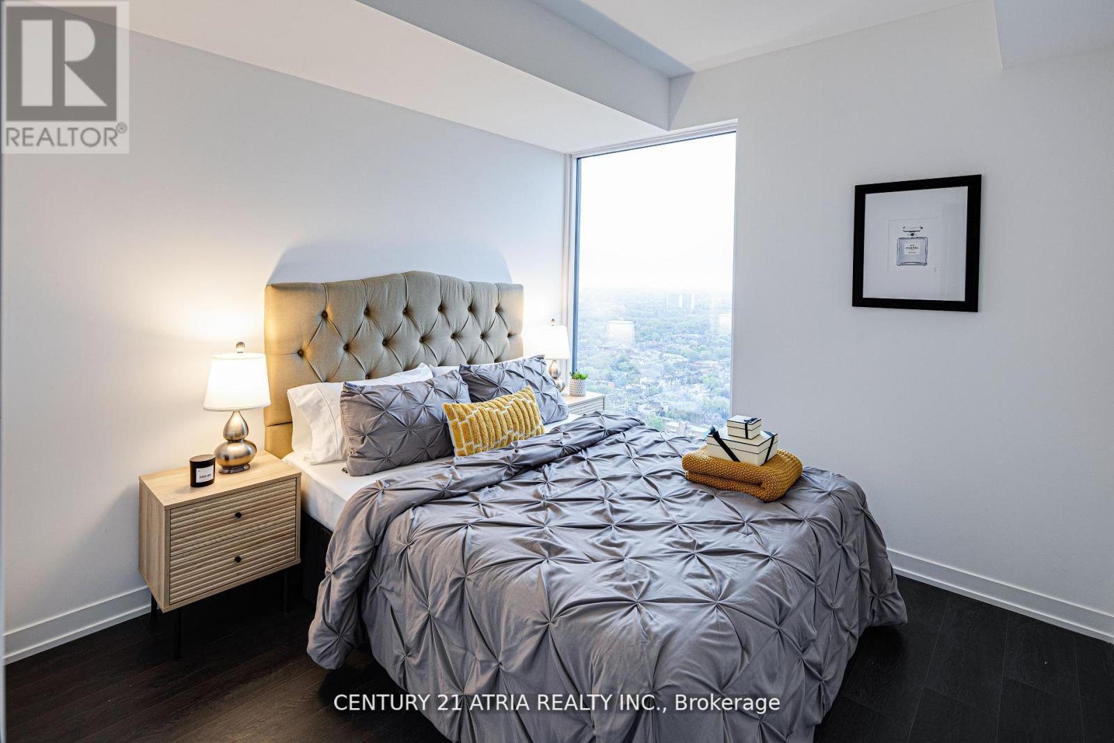 5011 - 319 Jarvis Street, Toronto (Moss Park), Ontario  M5B 0C8 - Photo 10 - C12444399