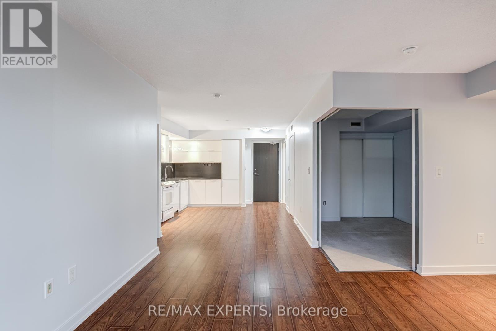 506 - 25 Capreol Court, Toronto, Ontario  M5V 3Z7 - Photo 15 - C12444427