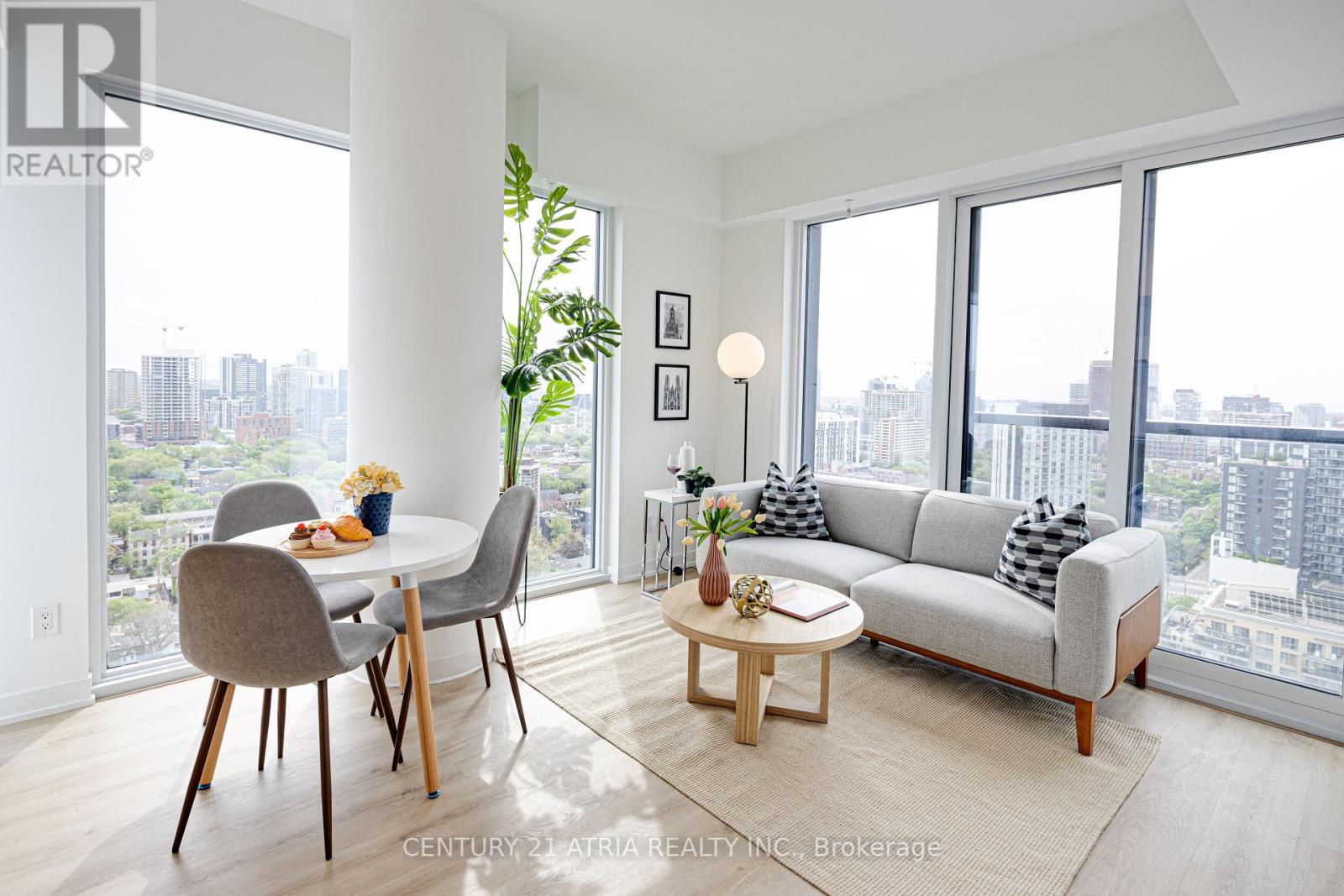 2515 - 319 Jarvis Street, Toronto (Moss Park), Ontario  M5B 0C8 - Photo 11 - C12444451