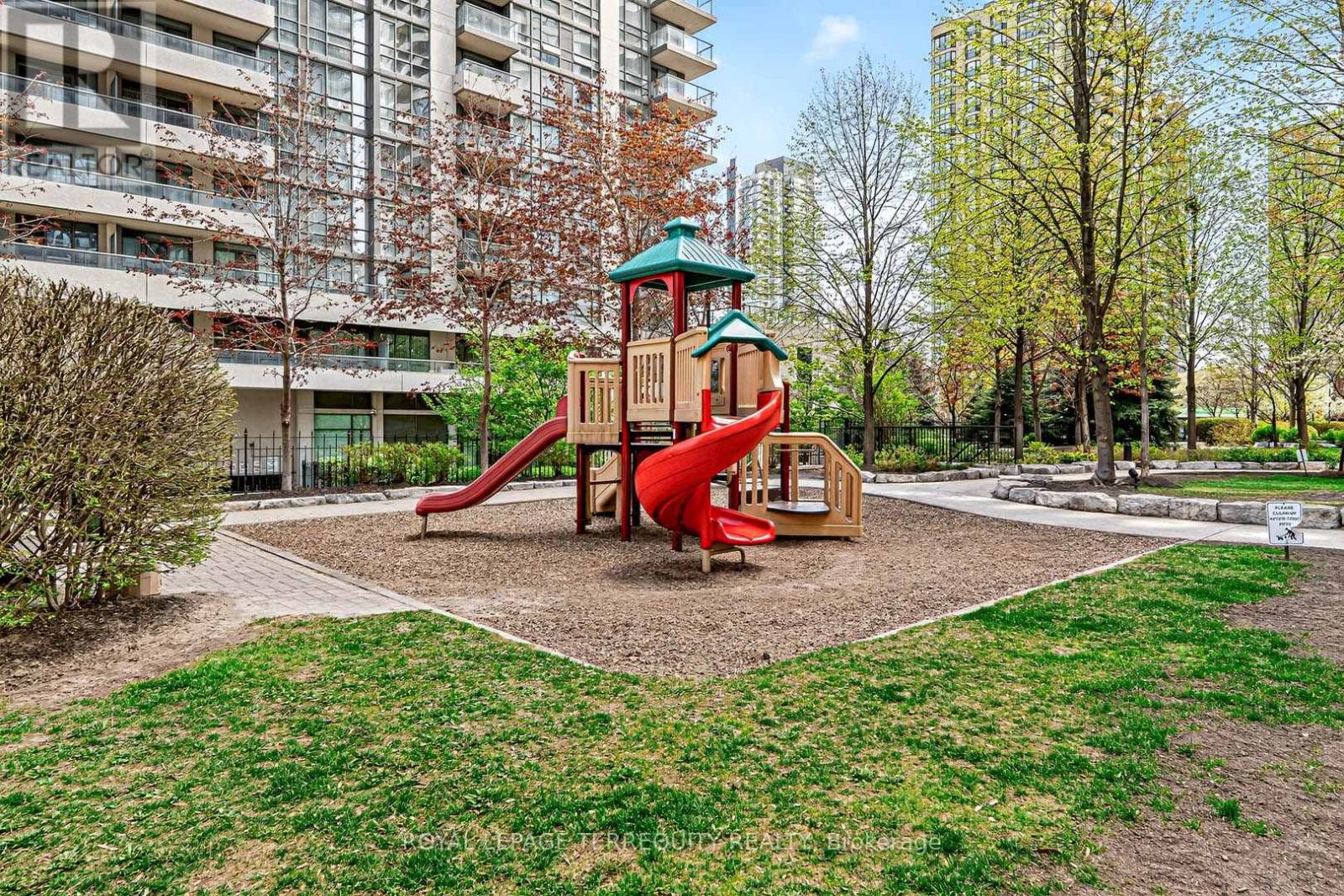 2610 - 23 Hollywood Avenue, Toronto, Ontario  M2N 7L8 - Photo 48 - C12444457