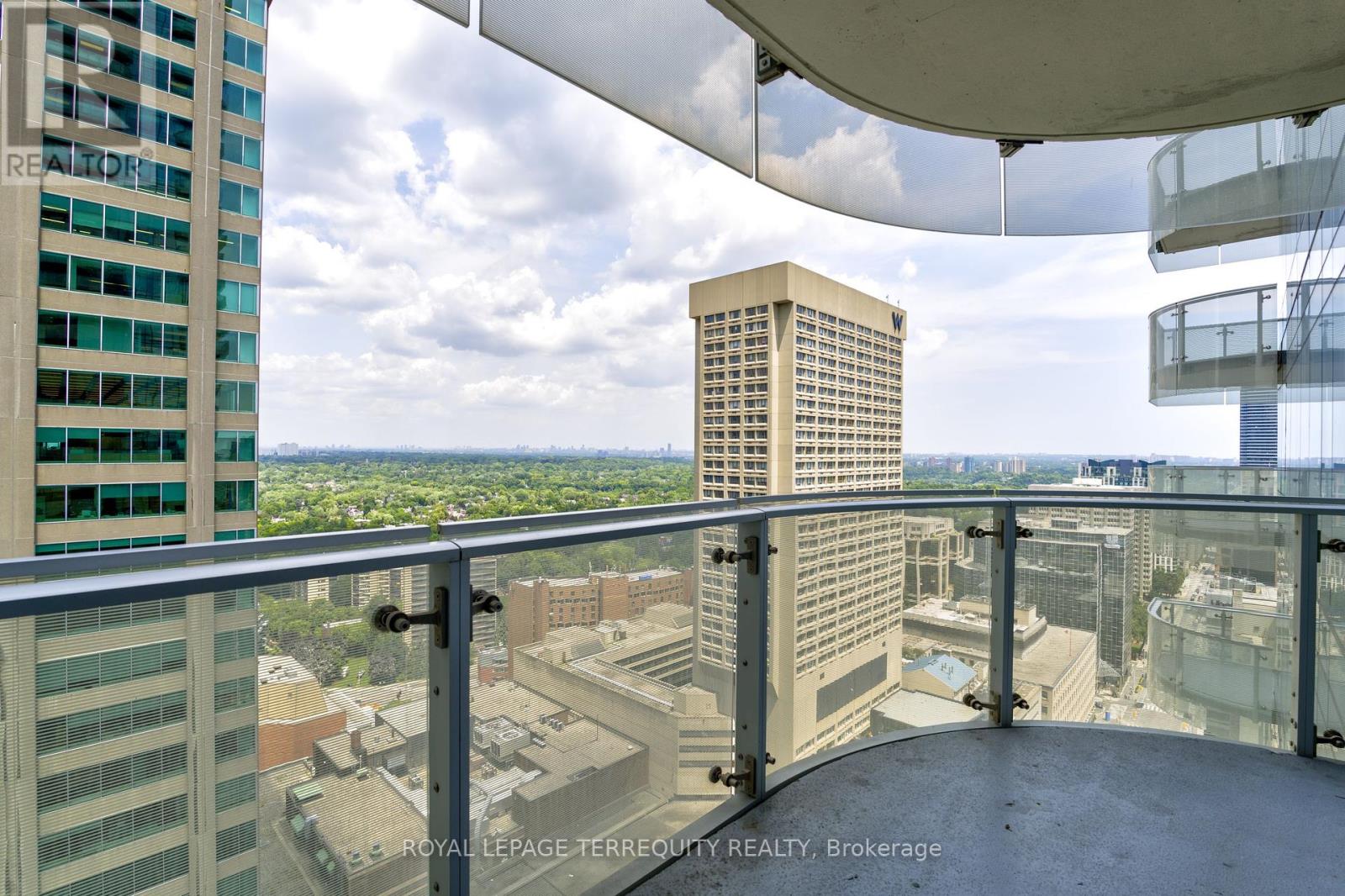 2712 - 1 Bloor Street E, Toronto, Ontario  M4W 0A8 - Photo 21 - C12444470
