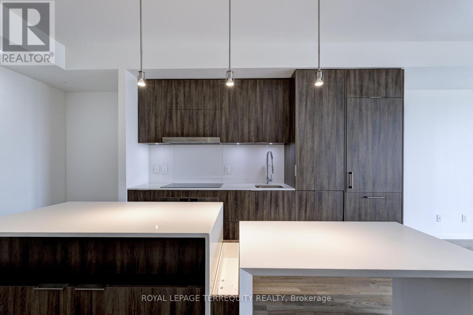 2712 - 1 Bloor Street E, Toronto, Ontario  M4W 0A8 - Photo 8 - C12444470
