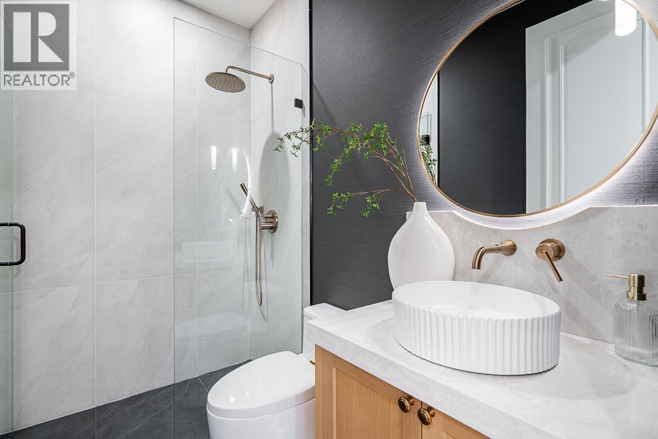 5183 Booth Avenue, Burnaby, British Columbia  V5G 3K1 - Photo 13 - R3055045