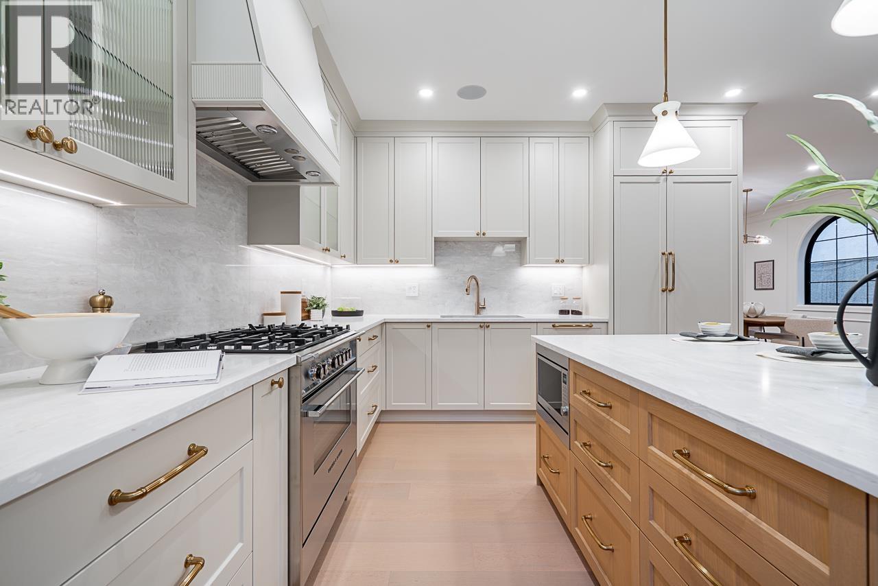 5183 Booth Avenue, Burnaby, British Columbia  V5G 3K1 - Photo 10 - R3055045