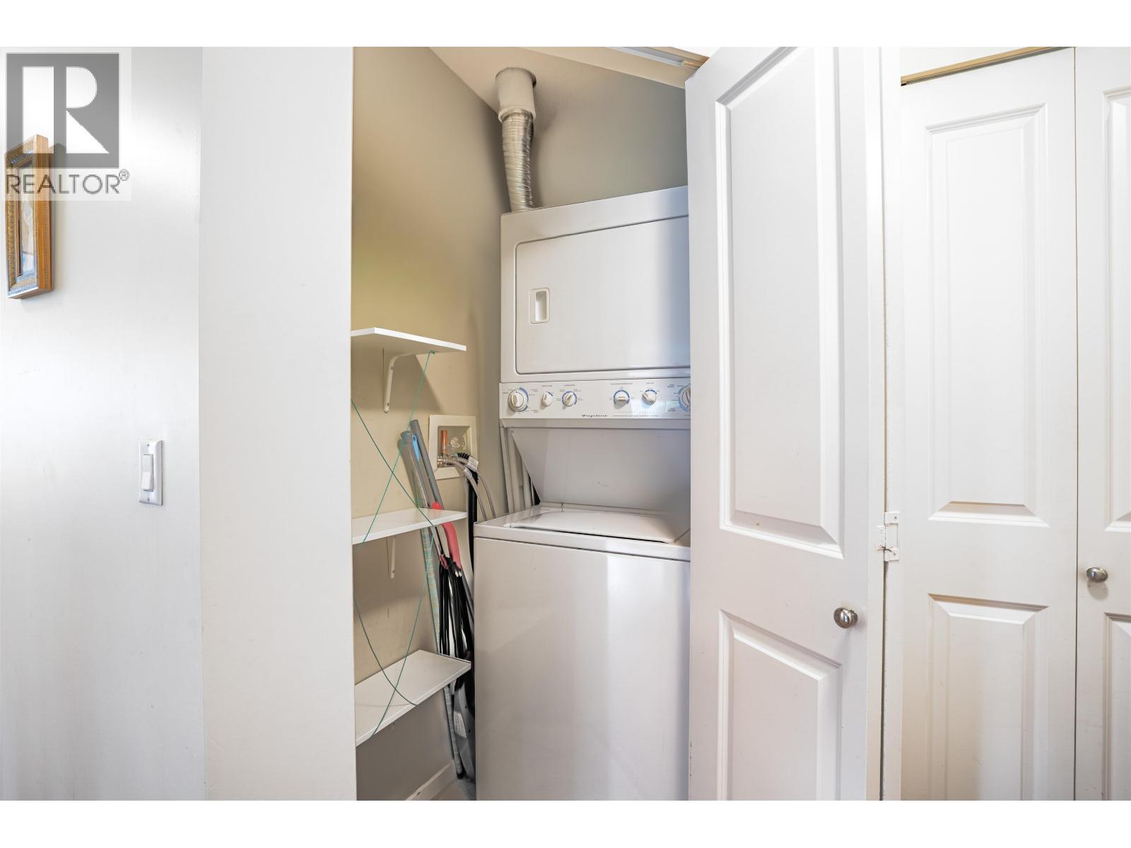 303 3110 Dayanee Springs Boulevard, Coquitlam, British Columbia  V3E 0B4 - Photo 20 - R3053250
