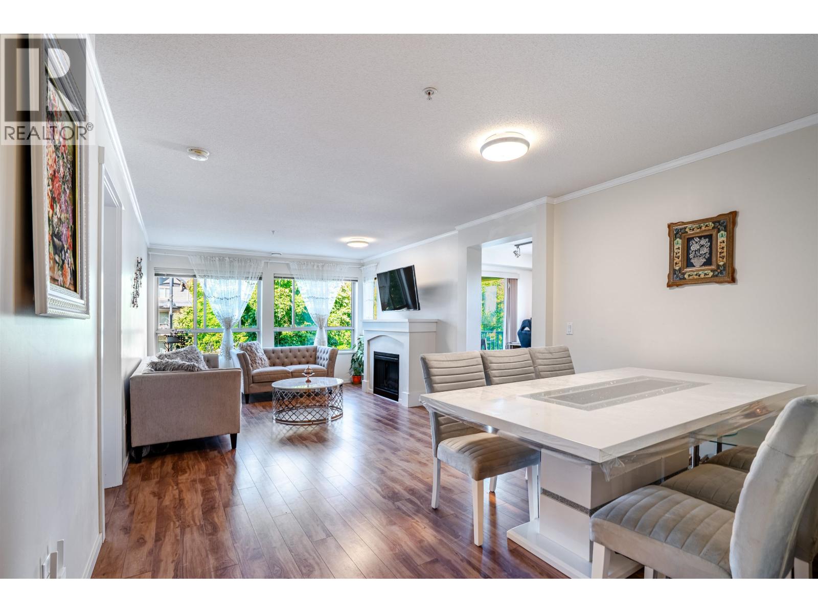 303 3110 Dayanee Springs Boulevard, Coquitlam, British Columbia  V3E 0B4 - Photo 1 - R3053250