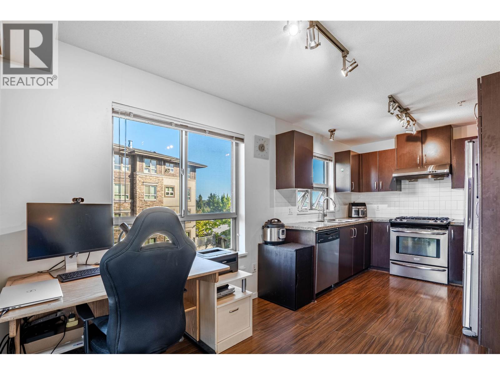 303 3110 Dayanee Springs Boulevard, Coquitlam, British Columbia  V3E 0B4 - Photo 6 - R3053250
