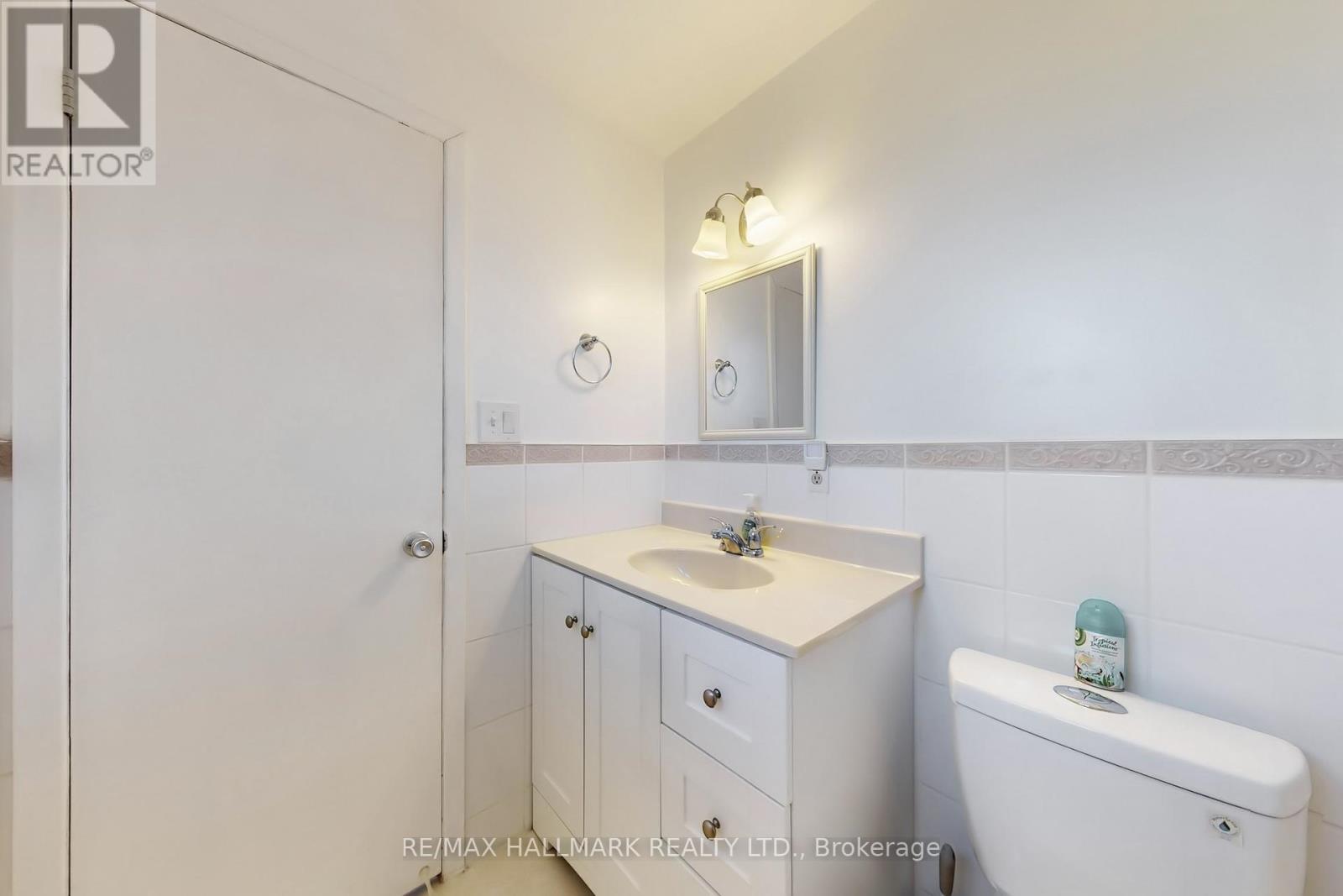 38 Courton Drive, Toronto, Ontario  M1R 1K8 - Photo 32 - E12444446