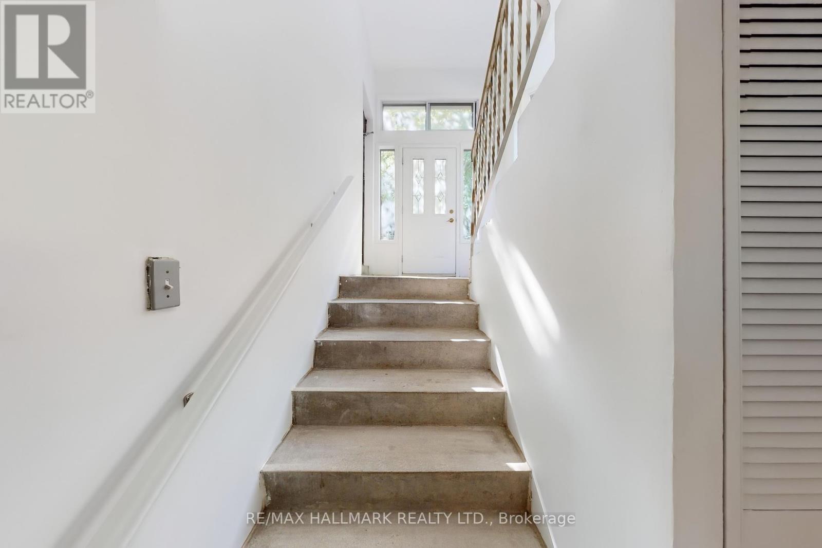 38 Courton Drive, Toronto, Ontario  M1R 1K8 - Photo 35 - E12444446