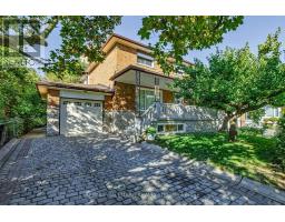38 COURTON DRIVE, Toronto, Ontario