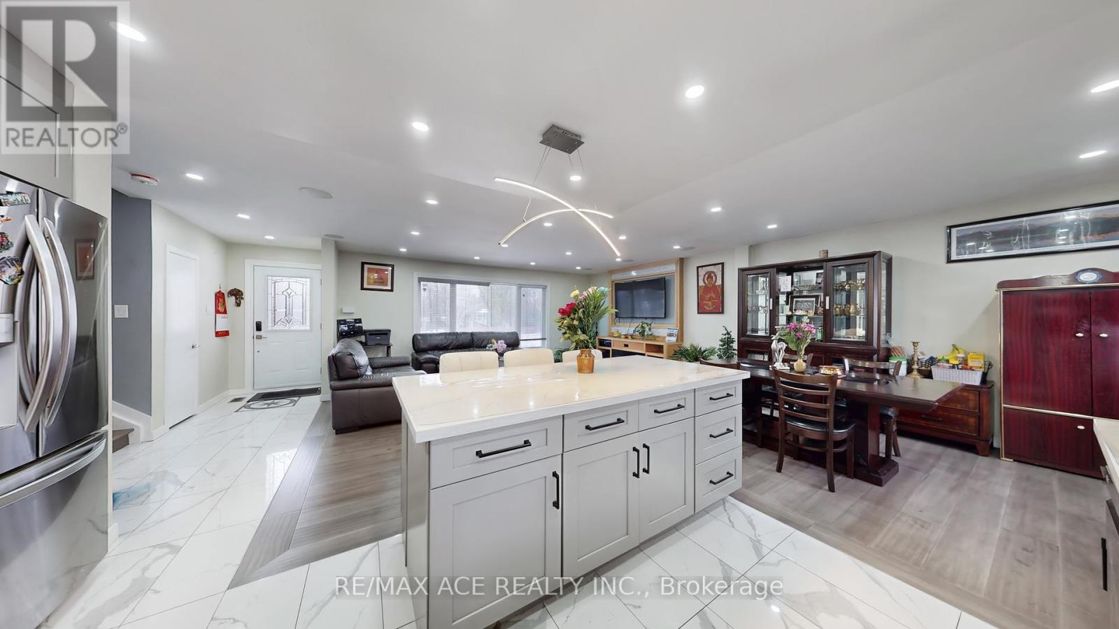 1771 Pharmacy Avenue, Toronto, Ontario  M1T 1H4 - Photo 11 - E12444465