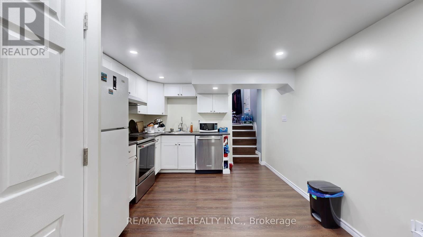 1771 Pharmacy Avenue, Toronto, Ontario  M1T 1H4 - Photo 31 - E12444465