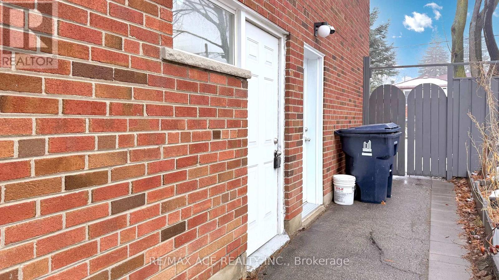 1771 Pharmacy Avenue, Toronto, Ontario  M1T 1H4 - Photo 35 - E12444465