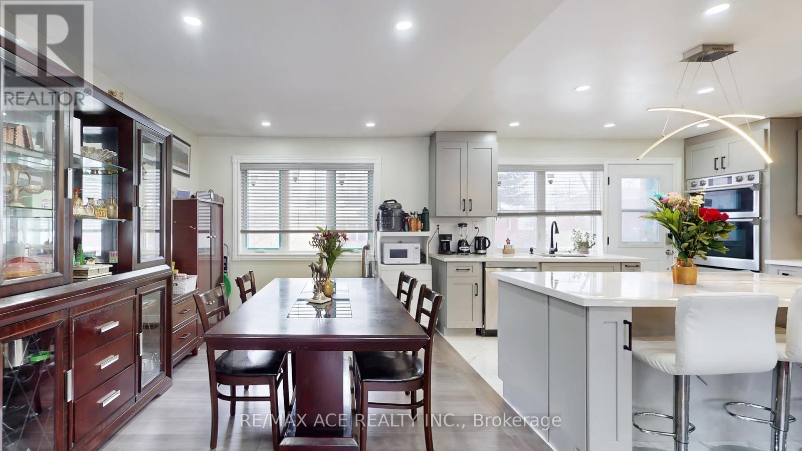 1771 Pharmacy Avenue, Toronto, Ontario  M1T 1H4 - Photo 8 - E12444465