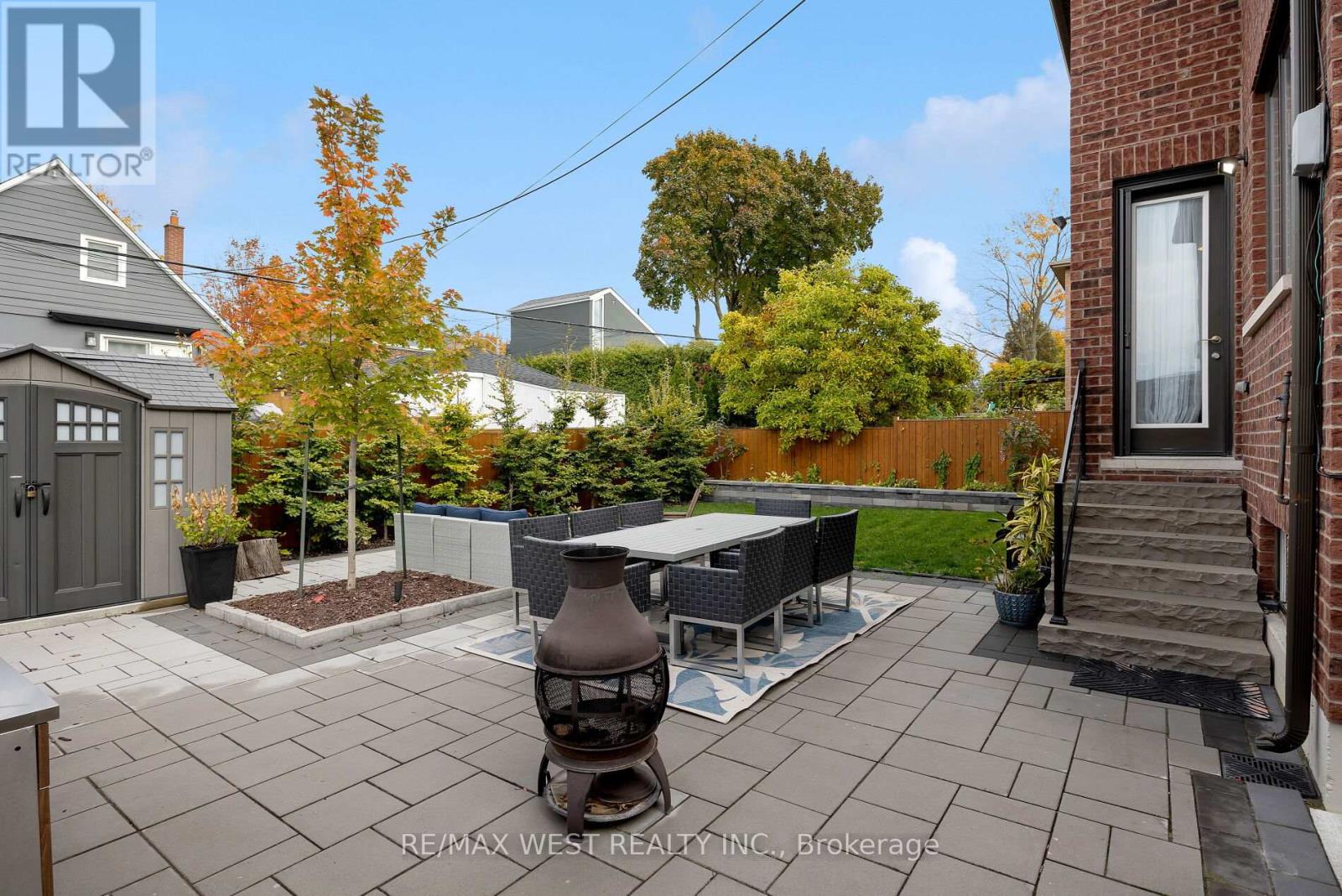88 Yardley Avenue, Toronto, Ontario  M4B 2B1 - Photo 17 - E12444476