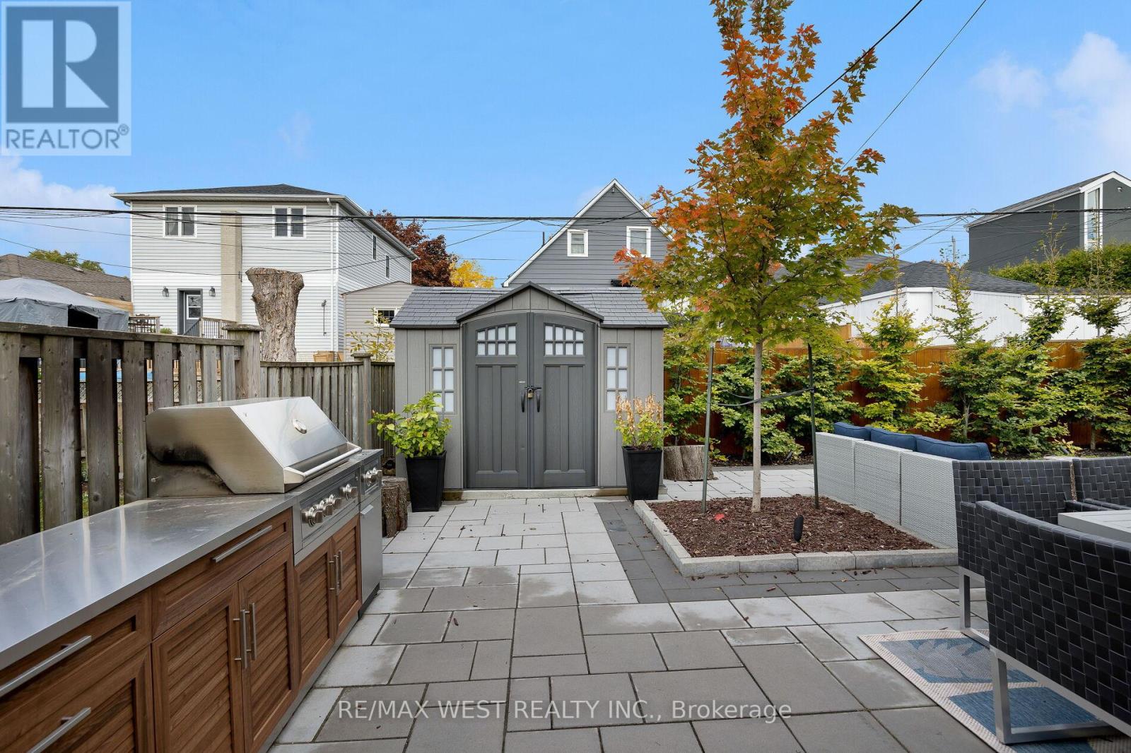 88 Yardley Avenue, Toronto, Ontario  M4B 2B1 - Photo 18 - E12444476