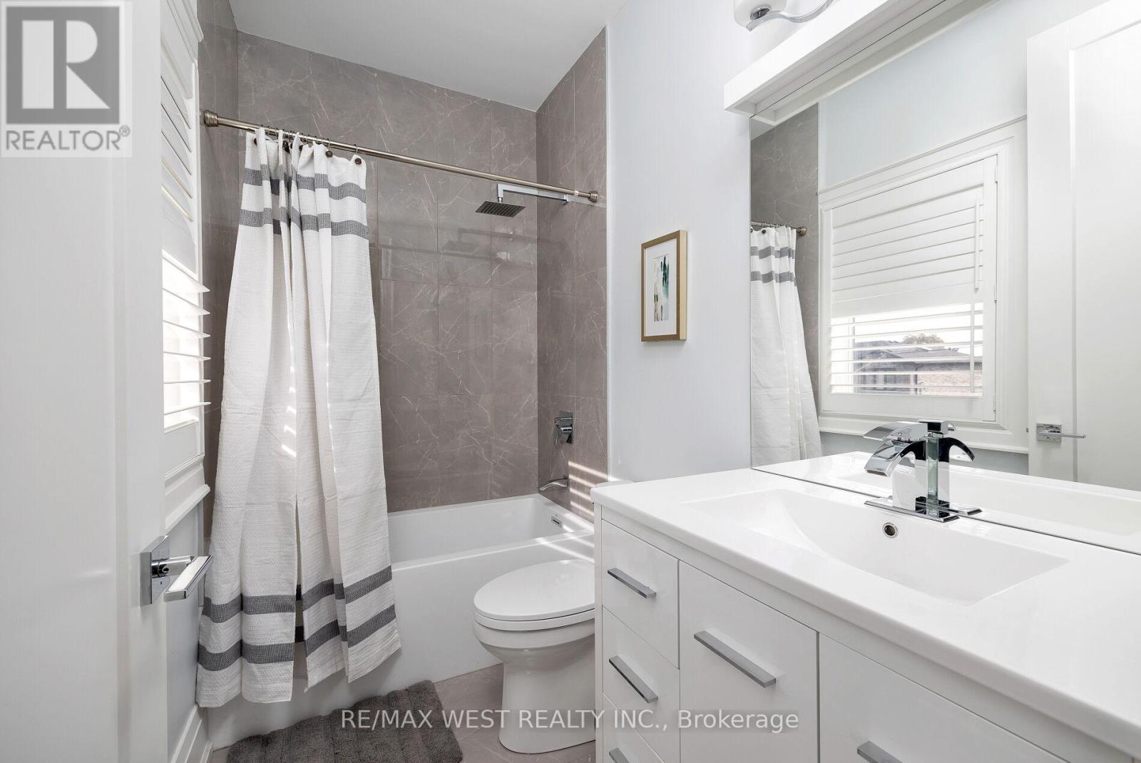 88 Yardley Avenue, Toronto, Ontario  M4B 2B1 - Photo 23 - E12444476