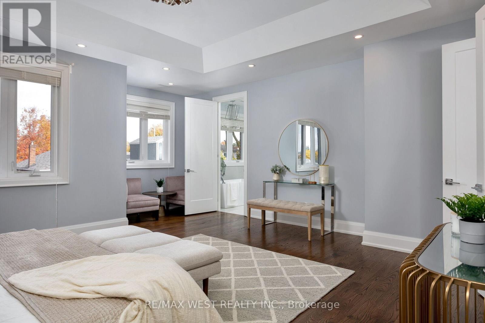 88 Yardley Avenue, Toronto, Ontario  M4B 2B1 - Photo 32 - E12444476