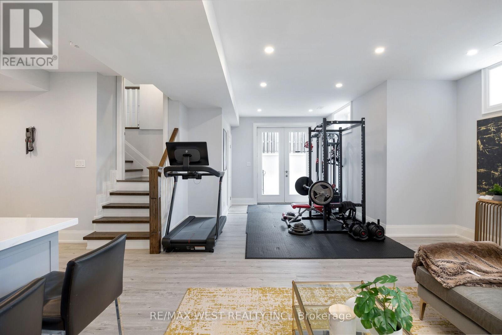 88 Yardley Avenue, Toronto, Ontario  M4B 2B1 - Photo 35 - E12444476