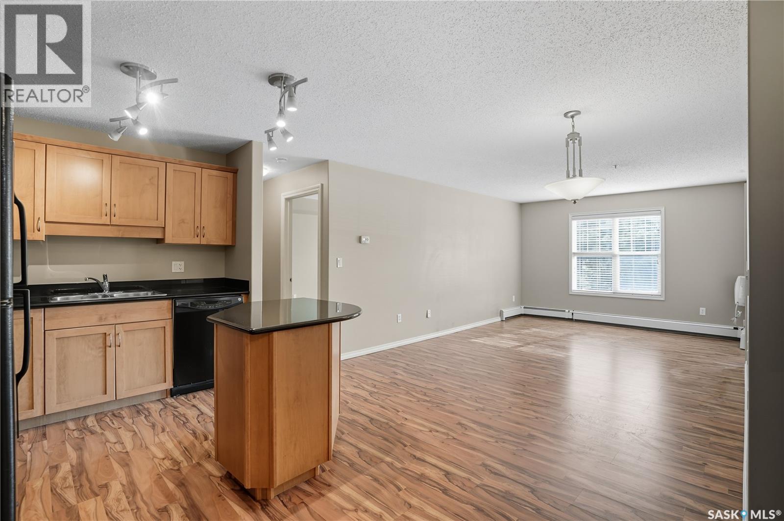 B103 103 Wellman Crescent, Saskatoon, Saskatchewan  S7T 0C1 - Photo 6 - SK020052