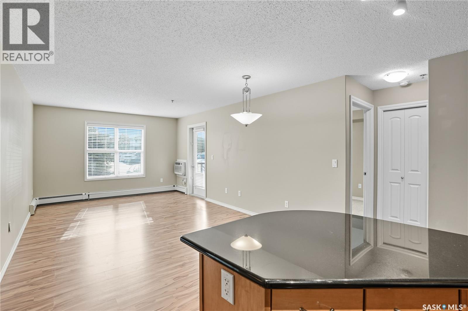 B103 103 Wellman Crescent, Saskatoon, Saskatchewan  S7T 0C1 - Photo 8 - SK020052