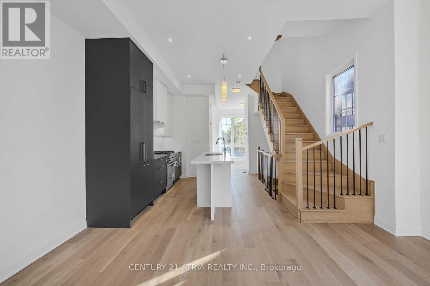 85 Alton Crescent, Vaughan, Ontario  L4J 0M1 - Photo 10 - N12444401