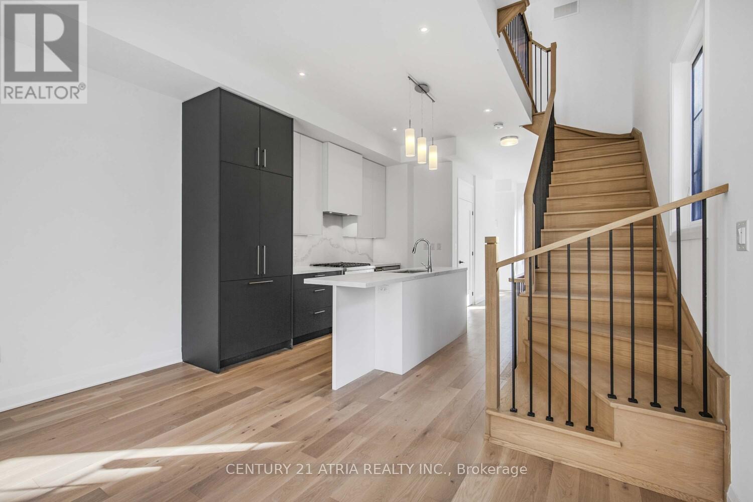85 Alton Crescent, Vaughan, Ontario  L4J 0M1 - Photo 9 - N12444401