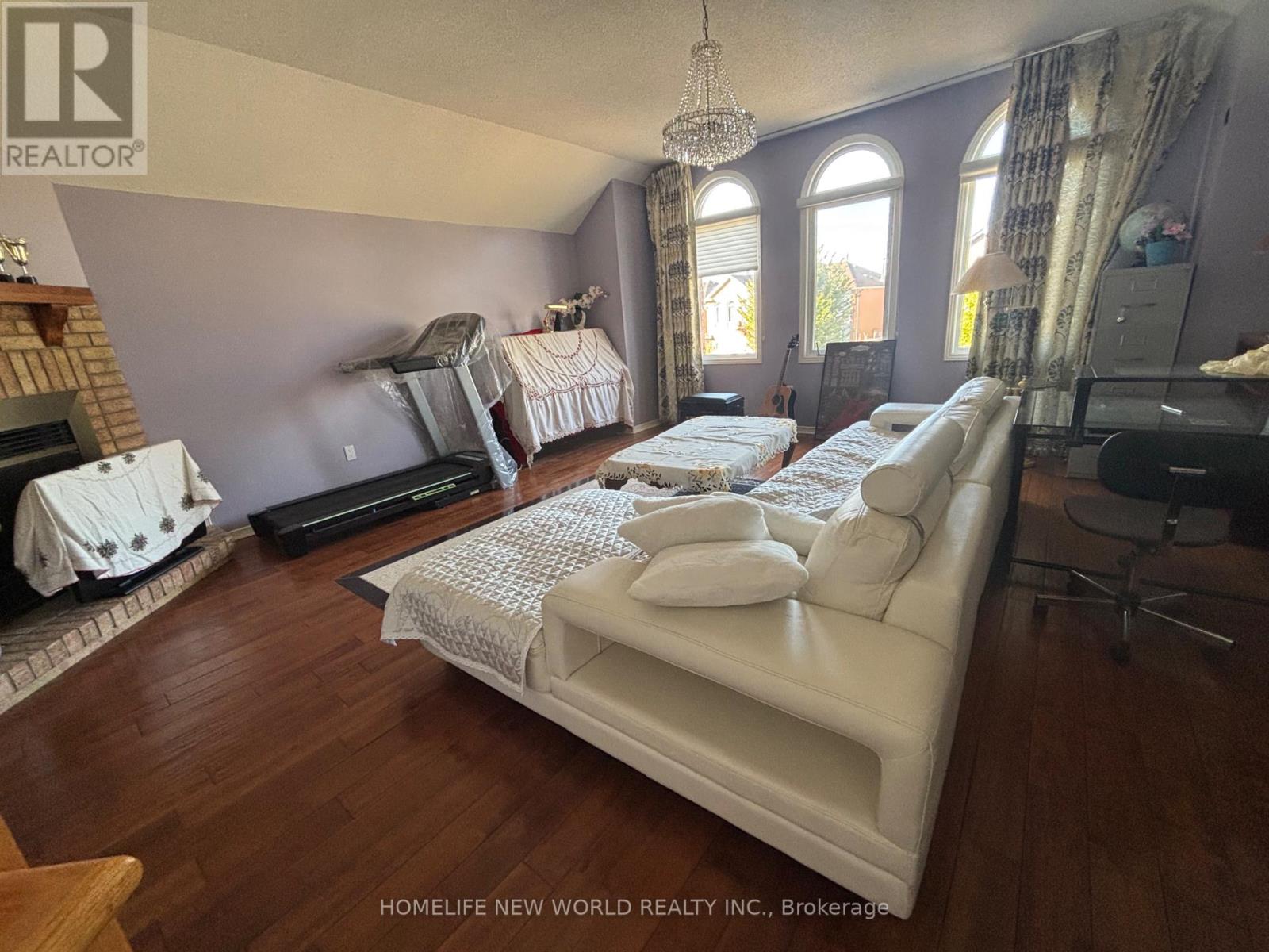 25 Westmoreland Court, Markham, Ontario  L3R 8L9 - Photo 12 - N12444404
