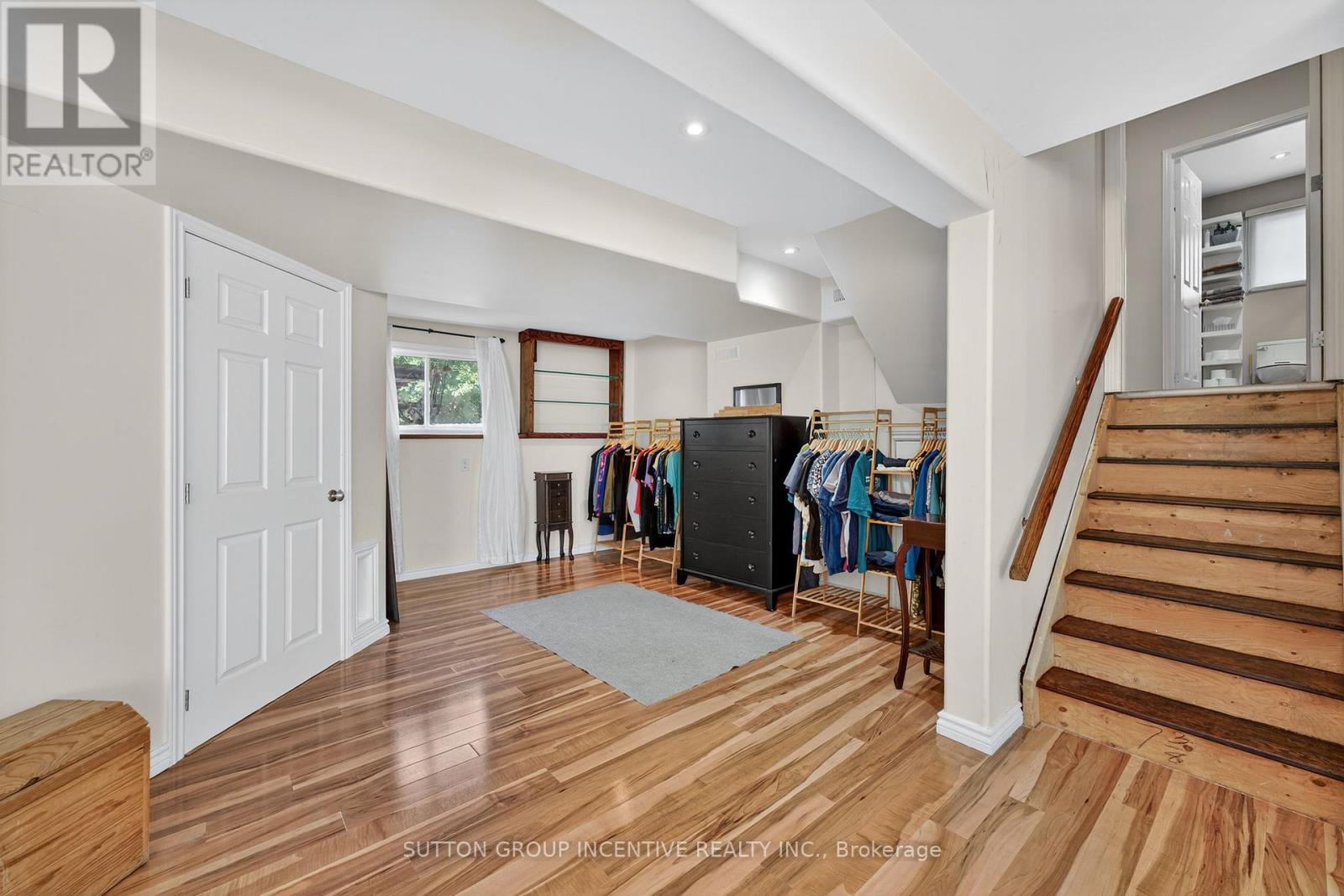 59 Osborn Street, Essa, Ontario  L0M 1B0 - Photo 20 - N12444405