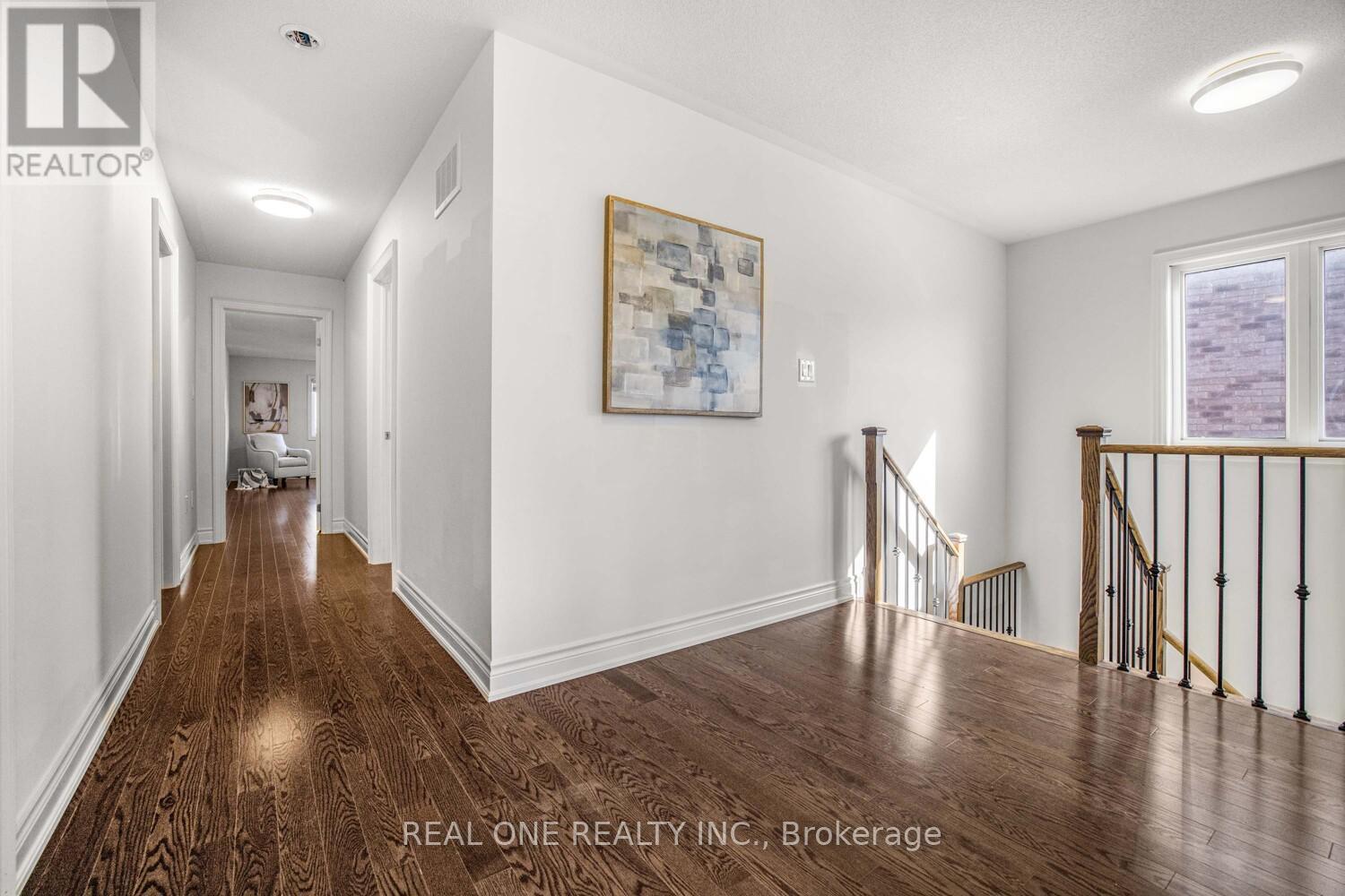 24 Larkfield Crescent, East Gwillimbury, Ontario  L9N 0P7 - Photo 20 - N12444421