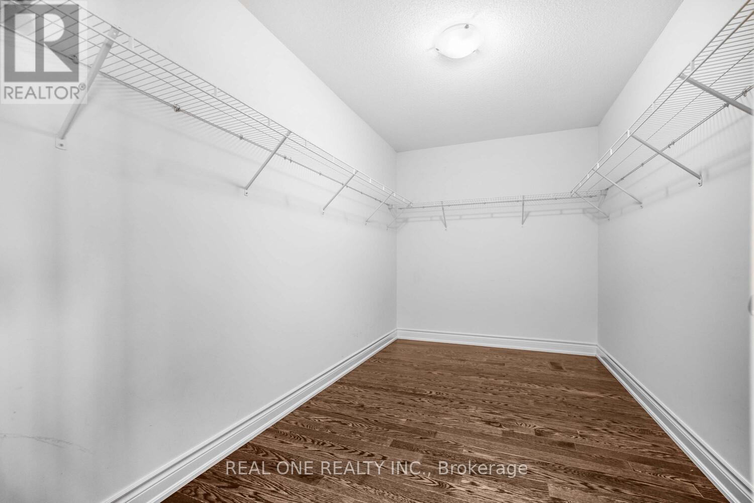 24 Larkfield Crescent, East Gwillimbury, Ontario  L9N 0P7 - Photo 27 - N12444421