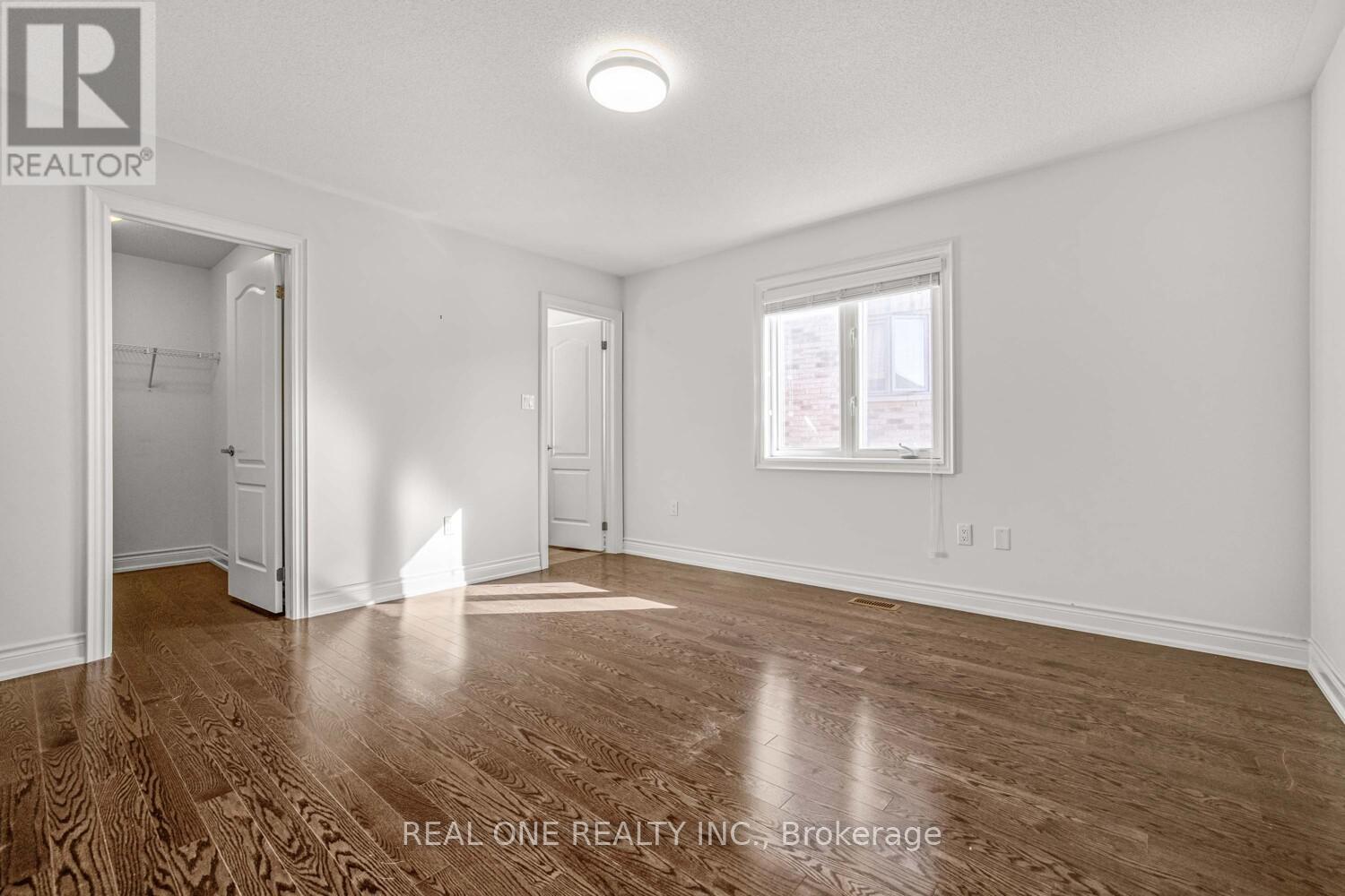 24 Larkfield Crescent, East Gwillimbury, Ontario  L9N 0P7 - Photo 31 - N12444421