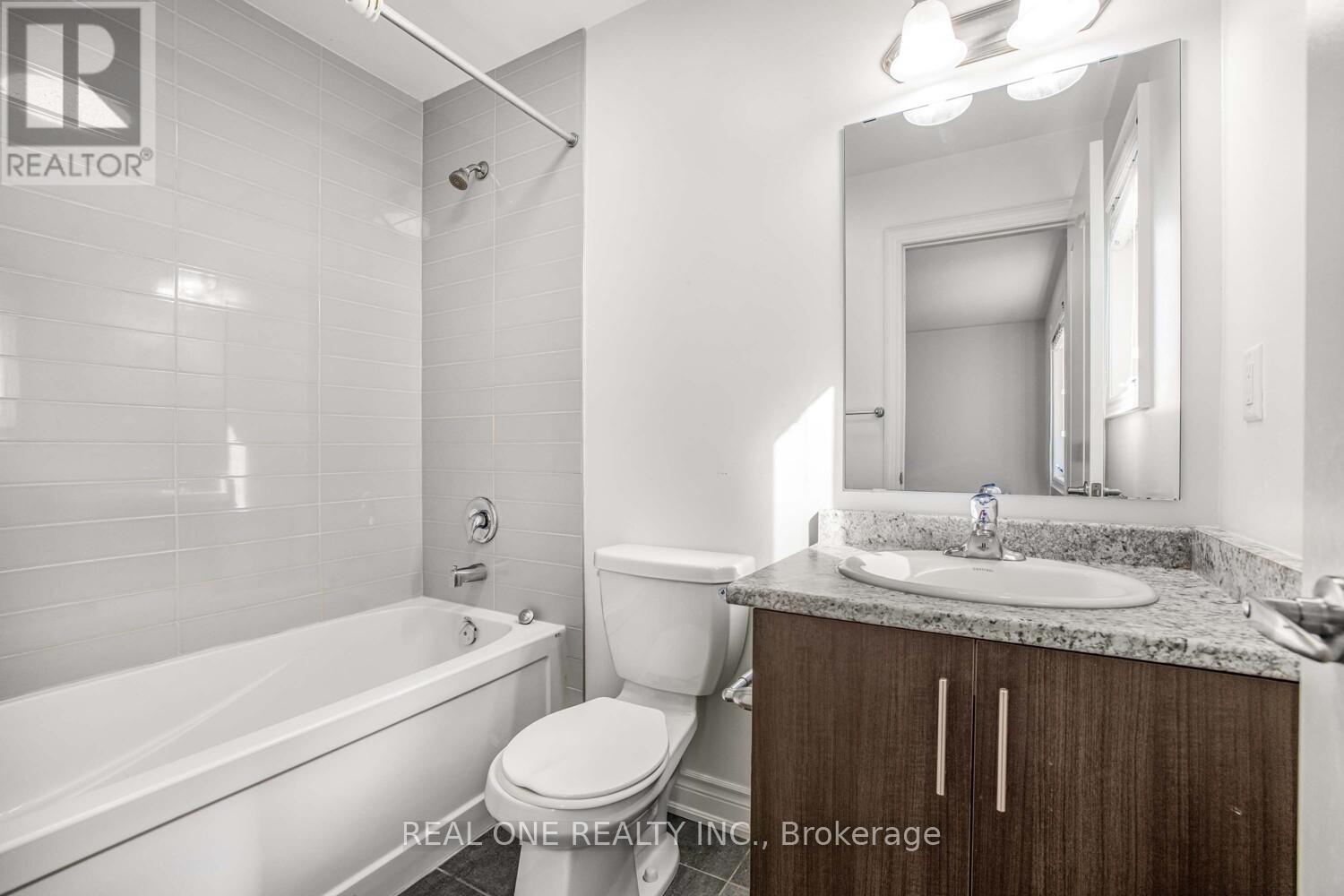 24 Larkfield Crescent, East Gwillimbury, Ontario  L9N 0P7 - Photo 35 - N12444421