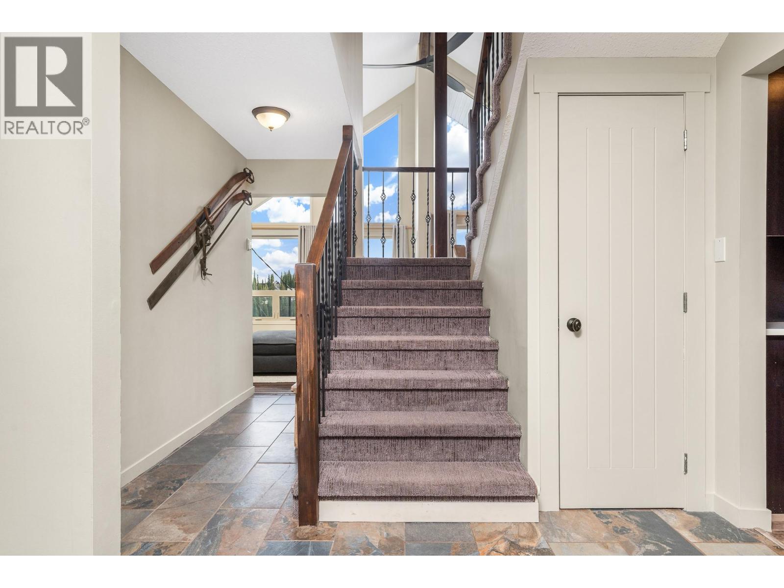 9811 Silver Star Road, Silver Star, British Columbia  V1B 3M1 - Photo 11 - 10364306