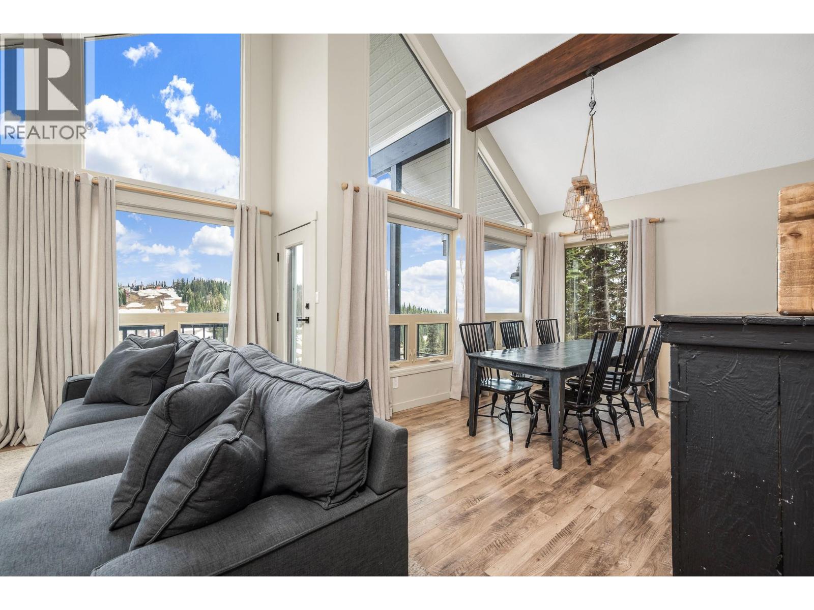 9811 Silver Star Road, Silver Star, British Columbia  V1B 3M1 - Photo 13 - 10364306