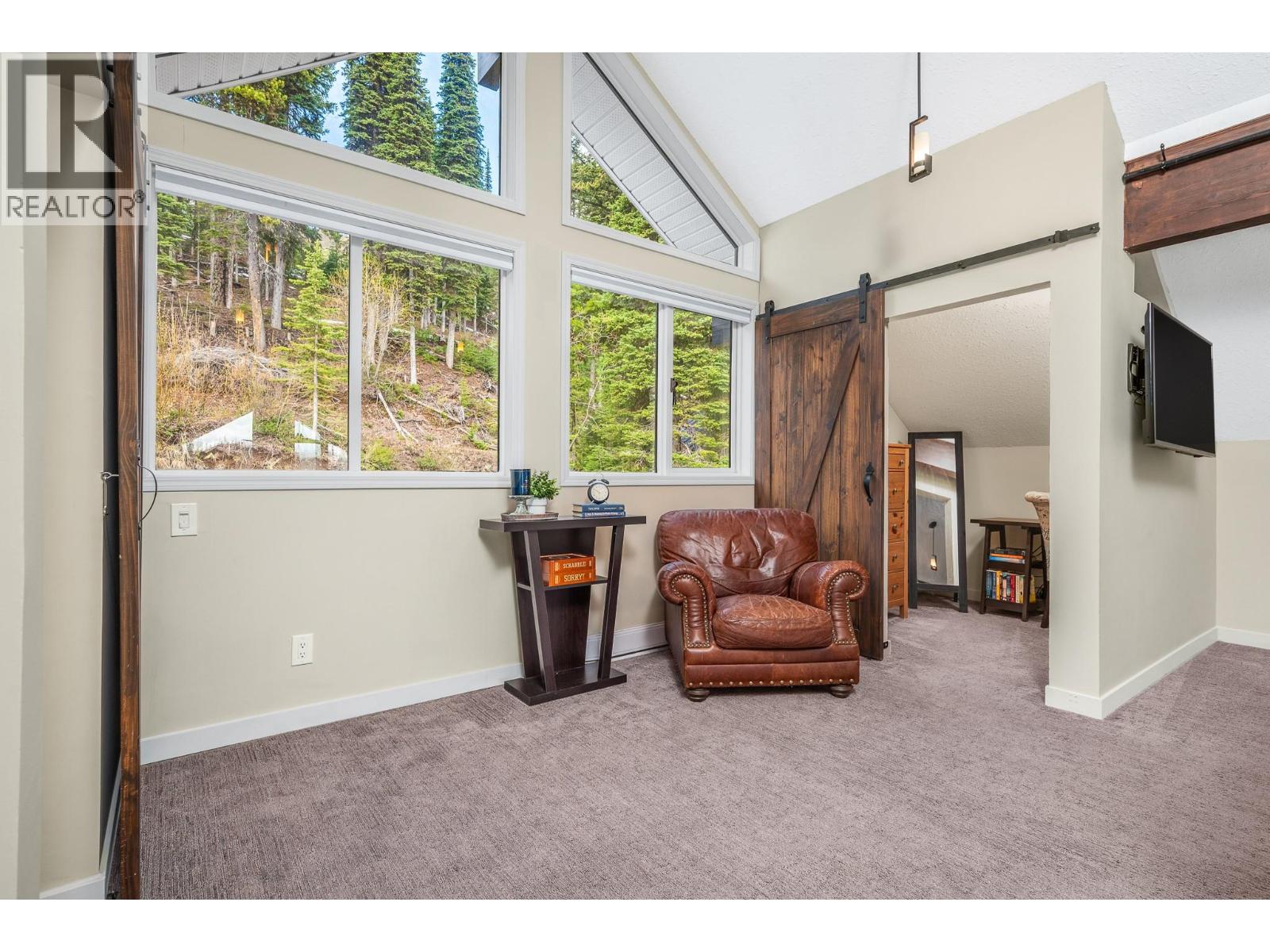 9811 Silver Star Road, Silver Star, British Columbia  V1B 3M1 - Photo 27 - 10364306