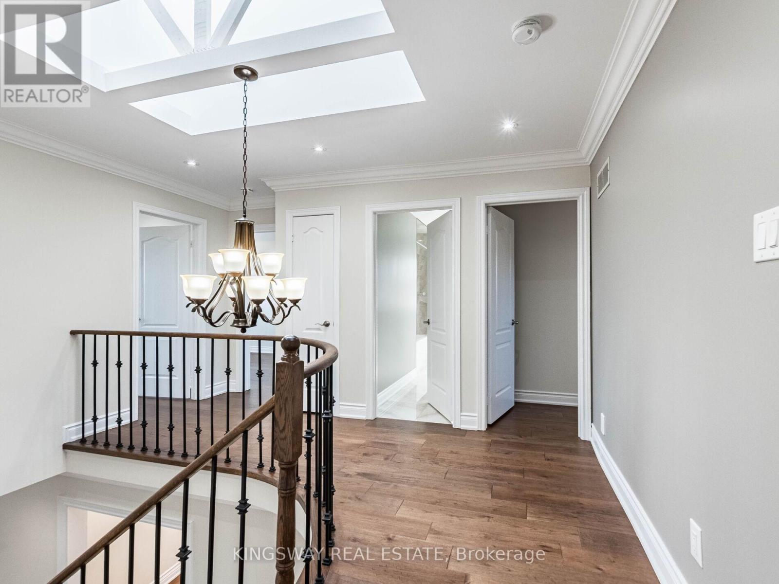 58 Leeward Drive, Brampton, Ontario  L6S 5V8 - Photo 21 - W12444398