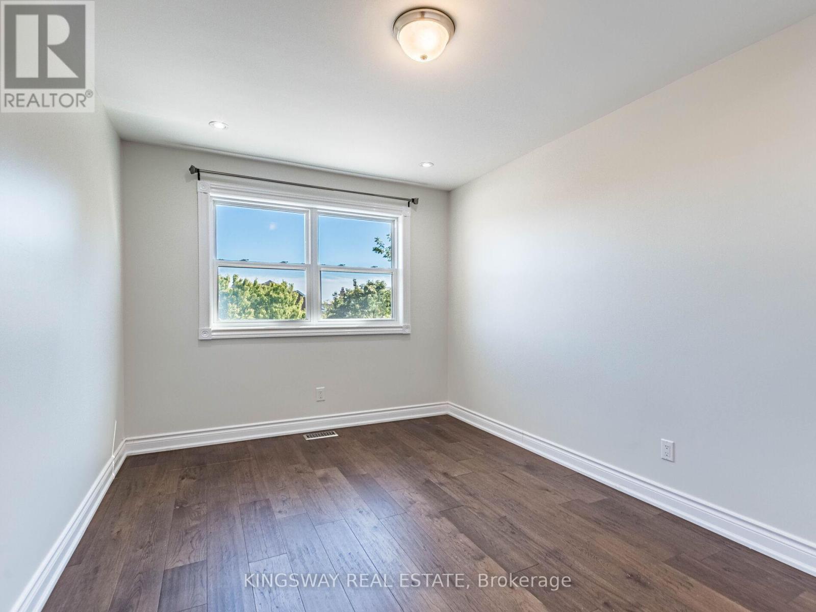 58 Leeward Drive, Brampton, Ontario  L6S 5V8 - Photo 32 - W12444398