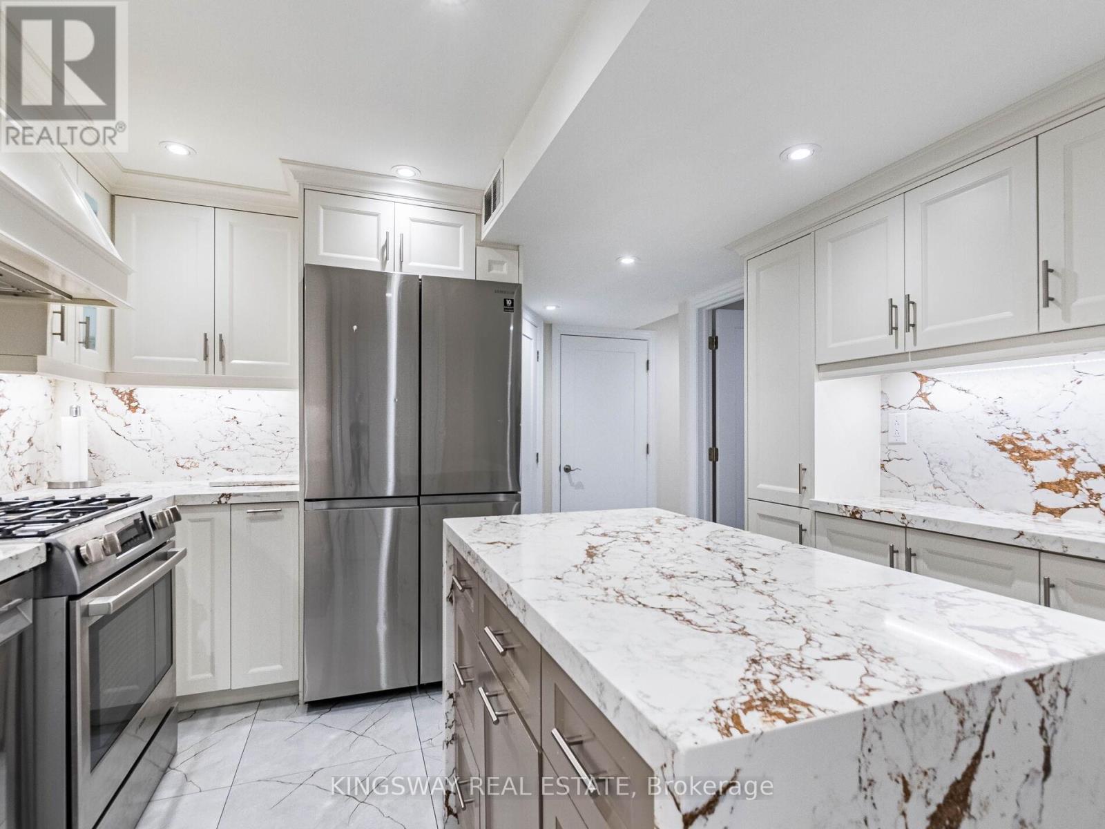 58 Leeward Drive, Brampton, Ontario  L6S 5V8 - Photo 39 - W12444398
