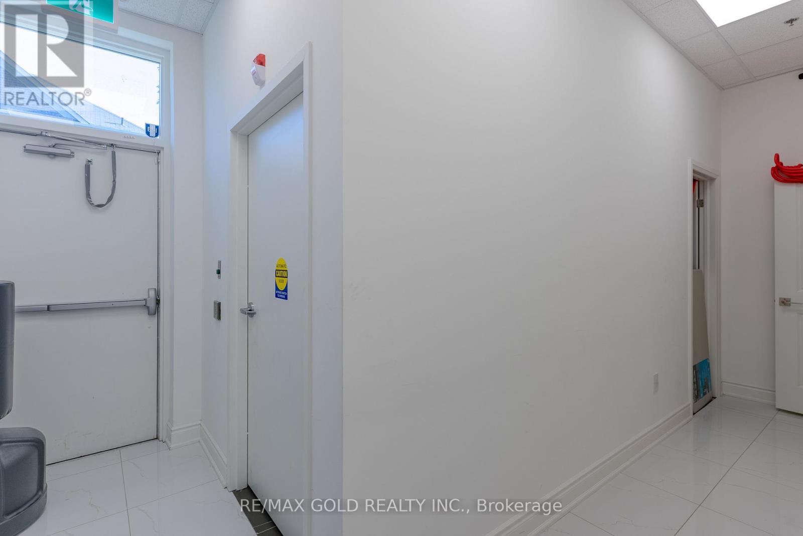 10 - 11655 Mcvean Drive, Brampton (Toronto Gore Rural Estate), Ontario  L6P 4J4 - Photo 11 - W12444423