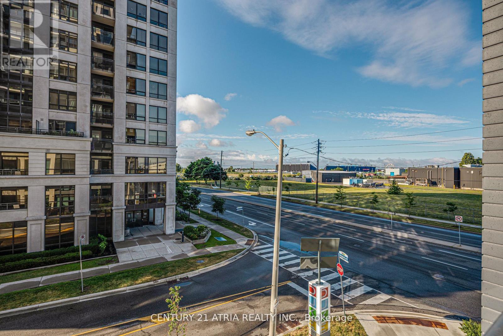 312 - 1100 Sheppard Avenue W, Toronto, Ontario  M3K 0E4 - Photo 17 - W12444436