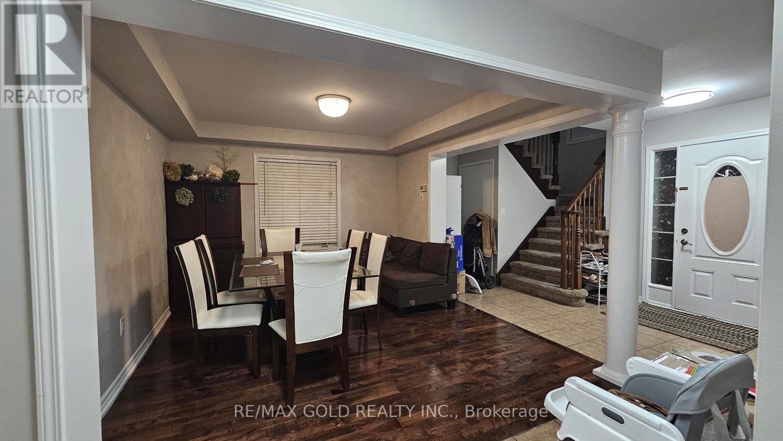 210 Dymott Avenue, Milton, Ontario  L9T 0Z8 - Photo 16 - W12444447