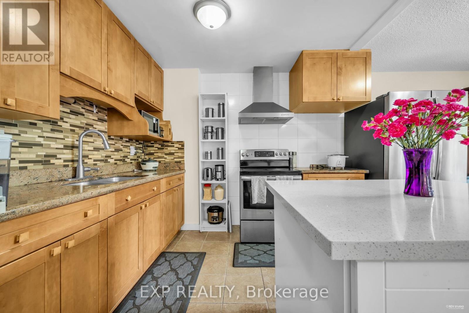 14 - 33 Four Winds Drive, Toronto, Ontario  M3J 1K7 - Photo 5 - W12444466