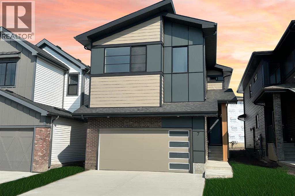 7 Heritage Link, Cochrane, Alberta  T4C 2J8 - Photo 1 - A2248165