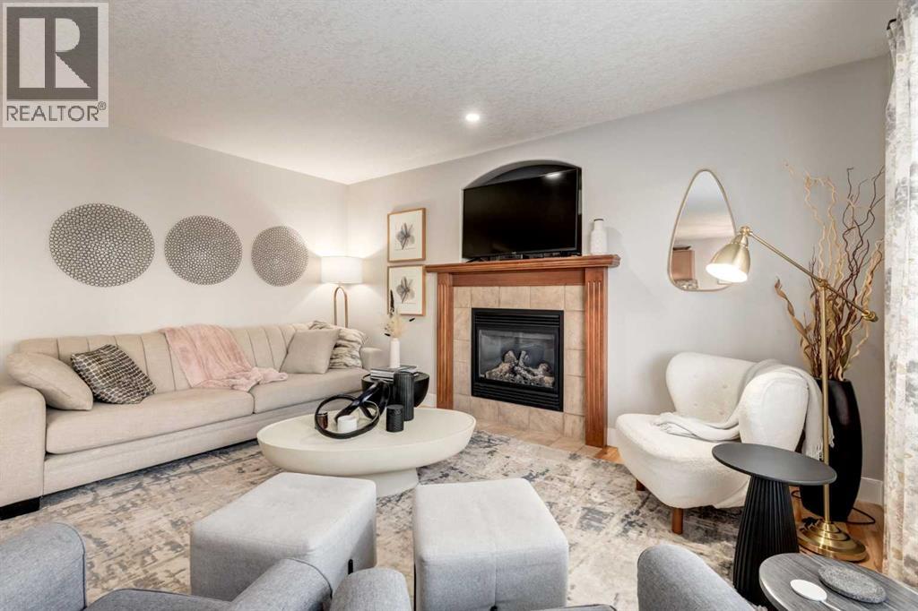 32 Evanscove Heights Nw, Calgary, Alberta  T3P 1G1 - Photo 8 - A2258332